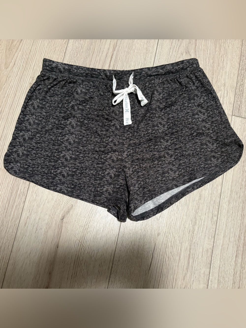 NWOT Hurley ‘Soft & Cozy’ Heather Gray Lounge Shorts with Drawstring Size Small